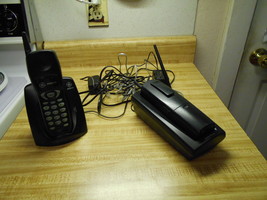 telephone GE model #26928GE2-B and Radio Shack - £14.97 GBP