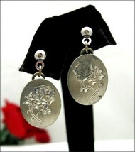 Pierced Earrings ROSES Hand ENGRAVED PEWTER Ovals Vintage Silvertone Flo... - £10.34 GBP