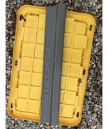 05-09 Ford Mustang RH Right Passenger Side Scuff Plate Gray OEM - $741.12 MXN