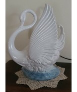 Vintage 1959 ~ Maddux of California Lamp ~ White Swan Lamp ~ 9.25&quot; x 12.25&quot; - $1,421.71 MXN