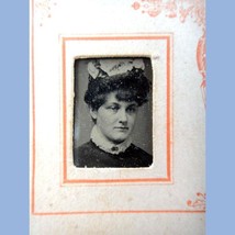 Antique Victorian Tiny Photograph Album w/27 Images men/women Black &amp; White - £98.88 GBP