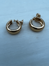 Monet Gold Tone Clip On Earrings Wide Hoop Chunky - £15.84 GBP