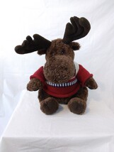 American Eagle Outfitters GUND Plush Moose With Back Pack &amp; Sweater - $228.43 MXN