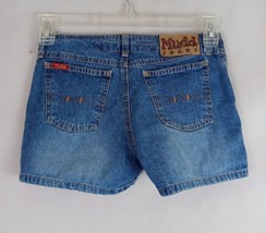 Mudd Distressed Embroidered Denim Booty Jean Shorts Size 24&quot; Inseam 2&quot; - £9.90 GBP