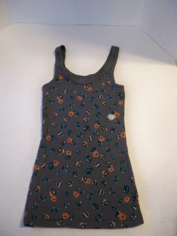 WOMEN&#39;S/JRS LILU STRETCH RIBBED TANK TOP CASTLE ROCK LEAVES FLORAL NEW $15 - $11.99