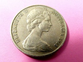 VTG Queen Elizabeth II Australia 20 cent Coin &amp; Platypus - £27.69 GBP