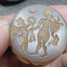 Antique Gray AGATE SEAL BEAD Queen &amp; angel Intaglio Stamp Very rare Pendent - $3,147.53 MXN