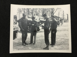 WWII Original Photographs of Soldiers - Historical Artifact - SN172 - £14.78 GBP