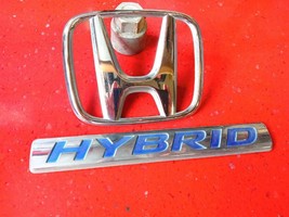 2006-2011 Honda Civic Hybrid Trunk Emblem Logo Badge OEM 75701-SNA0030 - $12.59