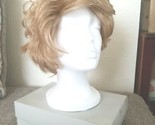 Raquel Welch Sheer Indulgence Wig Golden Blonde Layered Wavy Tag Missing - $48.51