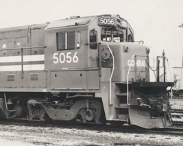 Conrail Railroad CR #5056 B36-7 Locomotive Train B&amp;W Photo  Franklin Park IL - £7.46 GBP