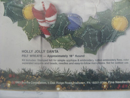 Bucilla Holly Jolly Santa Felt Wreath Kit Christmas 1993 - £17.37 GBP