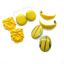 Vintage Earring lot pierced Mod Geo bohemian Boho Yellow Metal enamel Art retro - £11.84 GBP