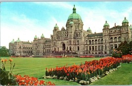 Parliament Buildings in Victoria British Columbia Postcard - £5.49 GBP