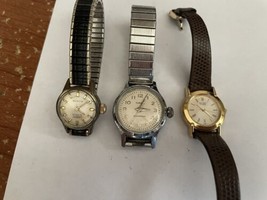 Lot of 3 Vtg Womens Wrist Watches Waterproof Timex Quartz Seiko Austin 1... - £28.97 GBP