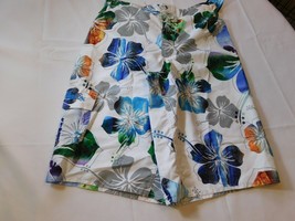 Maui and Sons Boy&#39;s Youth Boardshort Board shorts XL 18-20 White Floral ... - $23.16