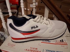 Fila II Forerunner Women&#39;s Sneakers Size 8.5M - $51.48