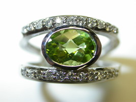 Authenticity Guarantee Peridot And Diamond Ring 2.21CT Peridot 14K Natural - £637.19 GBP