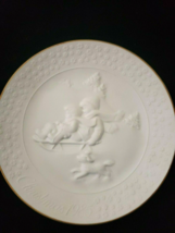 AVON 1985 3D A Childs Christmas 7 7/8" Porcelain Plate 24K Gold Trim Collectible - $9.99