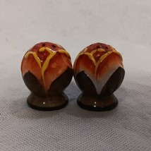 Ceramic Floral Bud Salt and Pepper Shakers 1.25&quot; Tall - £10.12 GBP