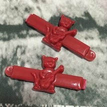 Goody Vintage 80&#39;s Barrettes Set of 2 Red With Cats Playing Guitars - £9.47 GBP