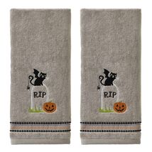 SKL Home Halloween Graveyard Cat Hand Towel Set 2pc Gray Small - $361.65 MXN SKL Home Halloween Graveyard Cat Hand Towel Set 2pc Gray Small - $361.65 MXN