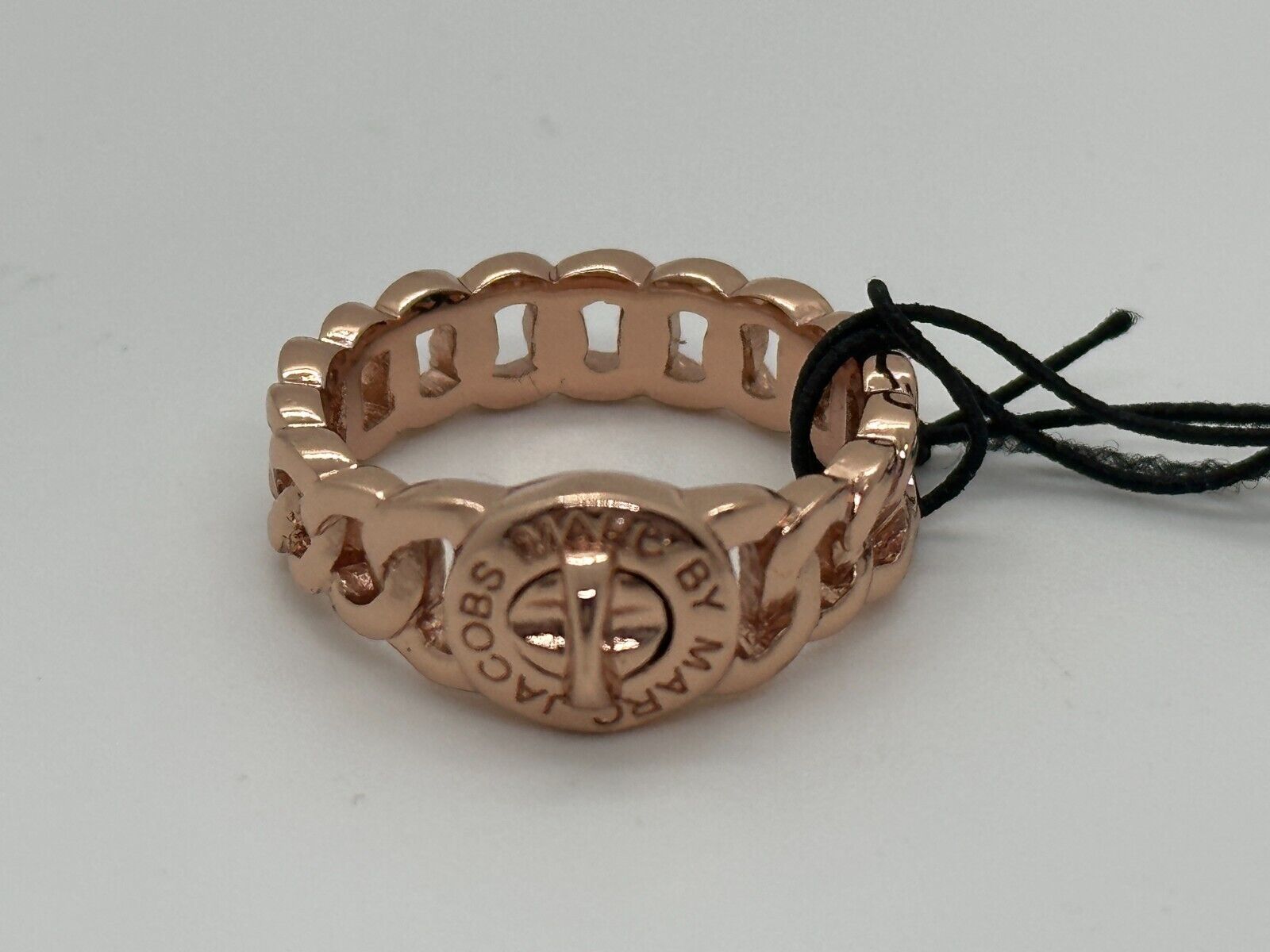 Marc By Marc Jacobs Katie Turnlock Ring Size M/L Rose Gold Tone Chain Link Band - $23.75