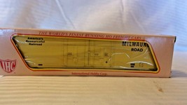 IHC HO Scale 62&#39; Box Car, Milwaukee Road, #4762 Yellow, BNOS - £22.43 GBP