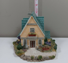 YORKSHIRE HOUSE ENGLANDS CLASSIC COTTAGES MINIATURE COLLECTIBLE 1996 - £11.68 GBP