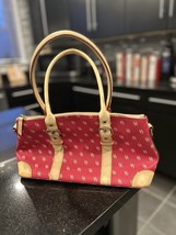 DOONEY &amp; BOURKE BURNING RED W/ IVORY INITIALS DOME SATCHEL - $929.16 MXN