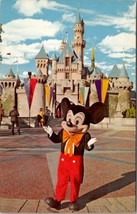 Disneyland Mickey It all Started With A Mouse Anaheim California Postcard X7 - £4.71 GBP