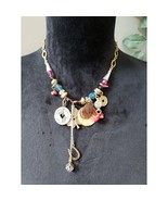 Women&#39;s Multicolor Charm Necklace With Horseshoe Coin Dice Pendant Beads - $518.19 MXN