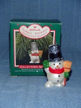 1988 Hallmark Thimble Snowman #11 in Collector&#39;s Series Handcrafted Ornament - £4.10 GBP