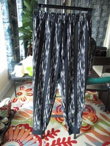 LuLaRoe Jax NWOT SMALL Black White Gray Joggers Sweatpants - £23.25 GBP