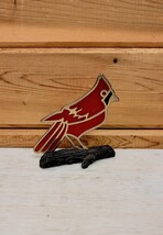 Vintage Faux Stained Glass Cardinal Bird Figurine - €20,44 EUR Vintage Faux Stained Glass Cardinal Bird Figurine - €20,44 EUR