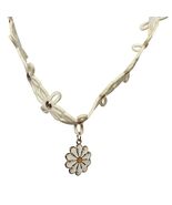 Bohemian Floral Pendant Choker Necklace White Lace Gold Studs Bridal Jew... - $519.20 MXN