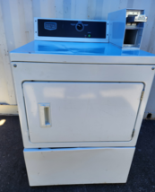 MAYTAG COIN OPERATED FRONT LOAD GAS DRYER MODEL MDG18CSAWW0 SN: M6040106... - $12,917.49 MXN