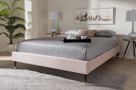 Terah Light Pink Velvet Fabric Full Size Wood Platform Bed w/Gold-Tone L... - $2,387.00 MXN