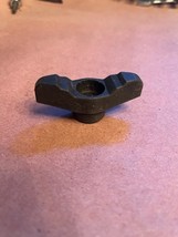 Husqvarna OEM Part # 532185577 Handle Knob - $1.00