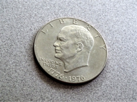 1776-1976 Coin Liberty Bell Moon Eisenhower Silver Bicentenial Dollar - $12.50