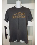 Vintage 90&#39;s Nike Gray Tag Graphic T-Shirt &quot;Just Do It&quot; Nike Air Shoe Si... - $338.06 MXN