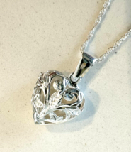 925 Sterling Silver Small Heart Locket Necklace Open Scroll  Work Details 18&quot; - £10.63 GBP