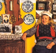 Marken Holland Postcard Unposted Woman with Clock, Plates and JFK framed photo - £4.73 GBP