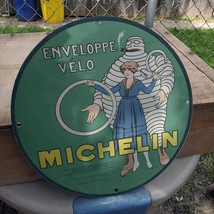 Vintage 1942 Michelin Modele Depose Enveloppe Velo Porcelain Gas &amp; Oil Sign - £98.75 GBP