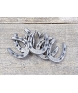 12 CAST IRON HORSESHOES CRAFTS HOME DECOR HORSESHOE HORSE SHOE SMALL TIN... - €14,32 EUR