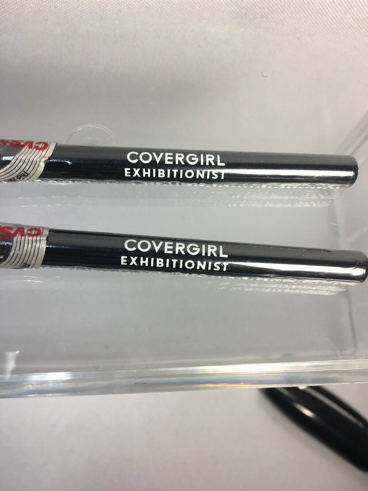 (2) CoverGirl Outlast Exhibitionist Lip Liners 220 Cherry Red - $3.79