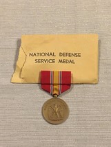 Vietnam Era National Defense Service Medal in Original Envelope no box clean - £31.10 GBP
