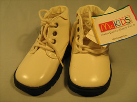 [Y16f] *NEW* McKIDS ActionFLex Size 6 White Boots - £3.13 GBP