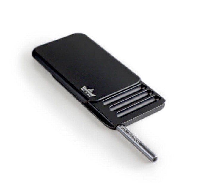 Royal Box B52 Black 8 Slot Luxury Snuff Box w/ Built In 3” Metal Straw READ More Item image 3