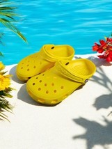 Crocs Men&#39;s Sz 6 and Women&#39;s Sz 8 Shoes - Classic Clogs, Slip On  Sandals  - $31.63